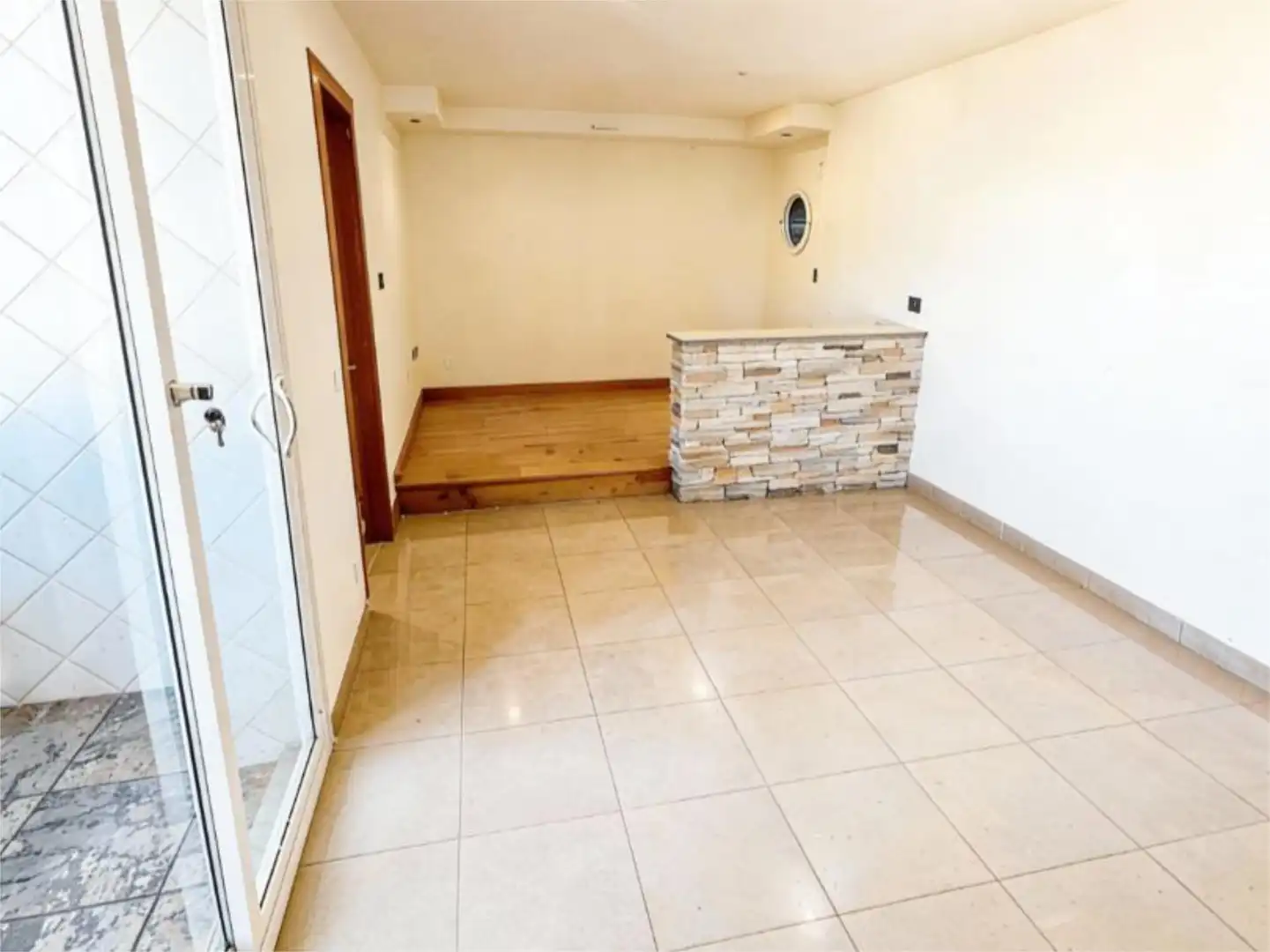 Wohnung zum Verkauf in Sant Boi de Llobregat mit Klimaanlage und Balkon
