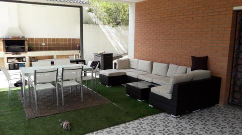 Foto 2 de Casa o xalet de lloguer a Avinguda Mirador, 58, Vallirana, Barcelona