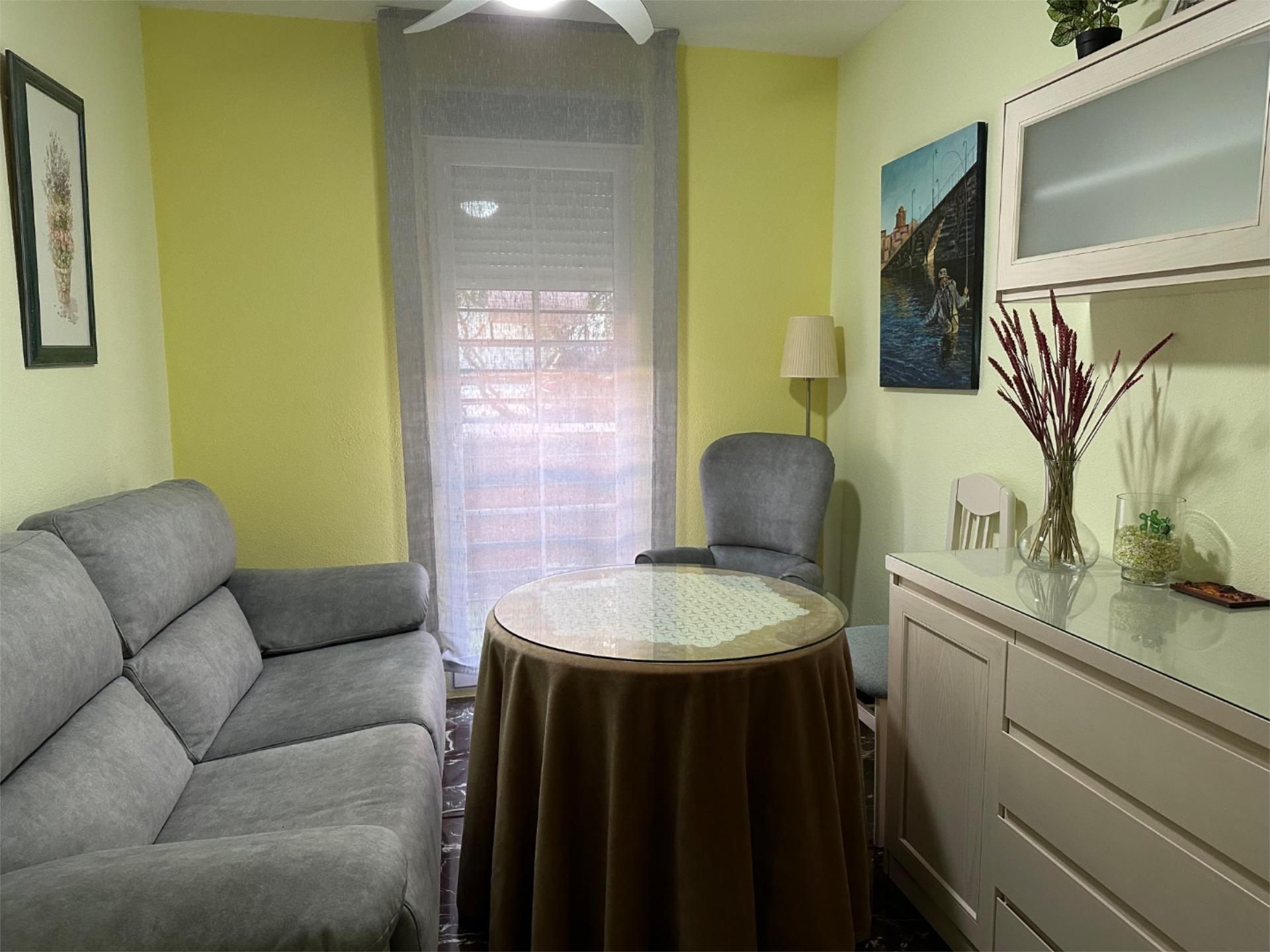 Sala d'estar de Pis en venda en  Córdoba Capital amb Aire condicionat, Calefacció i Terrassa