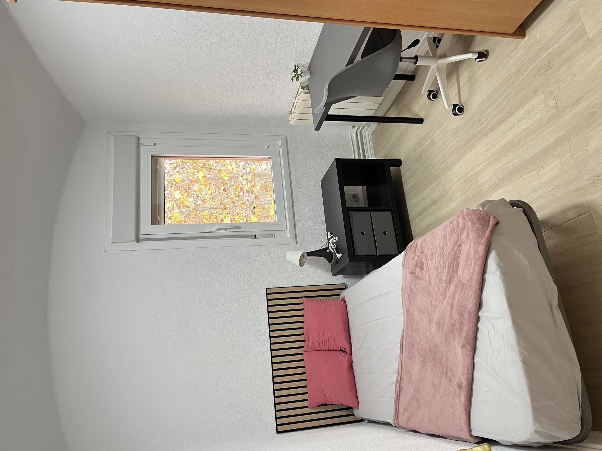 Pis de lloguer a Calle de Jacinto Benavente, 17, Hospital Dormitori de Pis de lloguer en Valladolid Capital amb Calefacció i Moblat