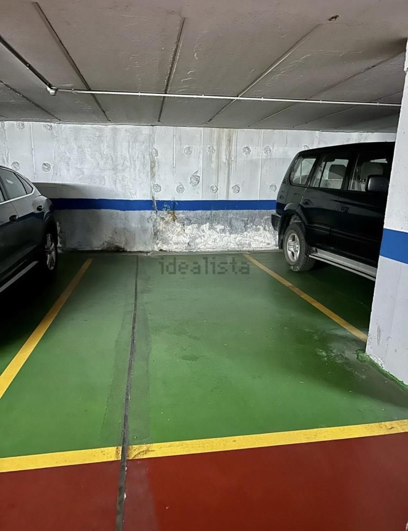 Aparcament de Garatge de lloguer en  Logroño