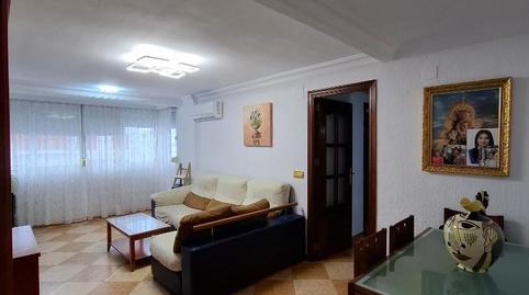 Piso en venta en Avenida de la Raza, 31, El Carmen - Cardeñas, Huelva Capital - imagen 3 Foto 3 de Piso en venta en Avenida de la Raza, 31, El Carmen - Cardeñas, Huelva Capital