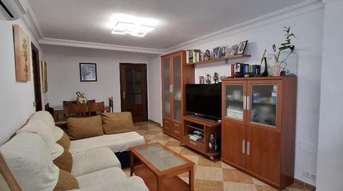 Piso en venta en Avenida de la Raza, 31, El Carmen - Cardeñas, Huelva Capital - imagen 2 Foto 2 de Piso en venta en Avenida de la Raza, 31, El Carmen - Cardeñas, Huelva Capital