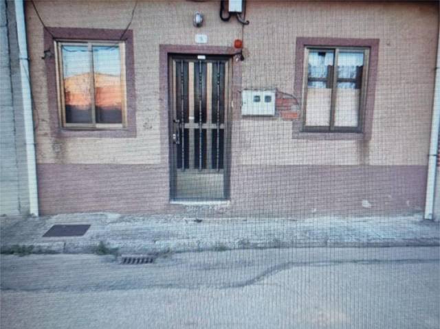Piso en Venta en Calle Currifria, 5 en Zotes del Páramo