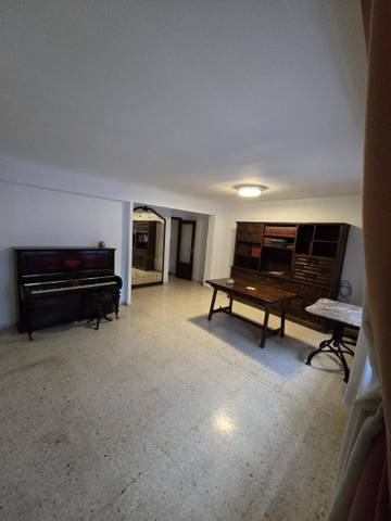 Piso en Venta en Calle Velarde, 2 en Arenal - Museo