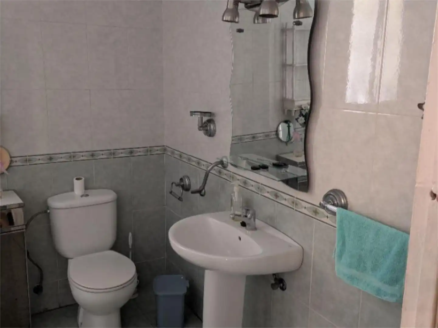 Flat for sale in Calle Pepe González Marín, 1, Barrio de Ciudad Jardín Bathroom of Flat for sale in Málaga with Terrace
