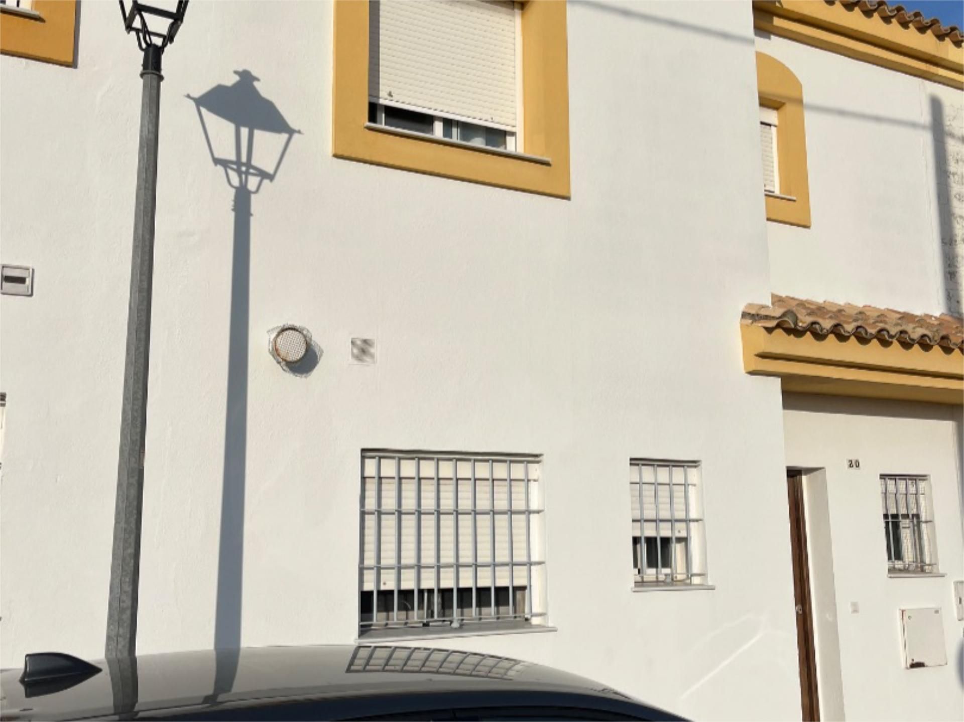 Vista exterior de Casa adosada en venta en El Puerto de Santa María con Aire acondicionado