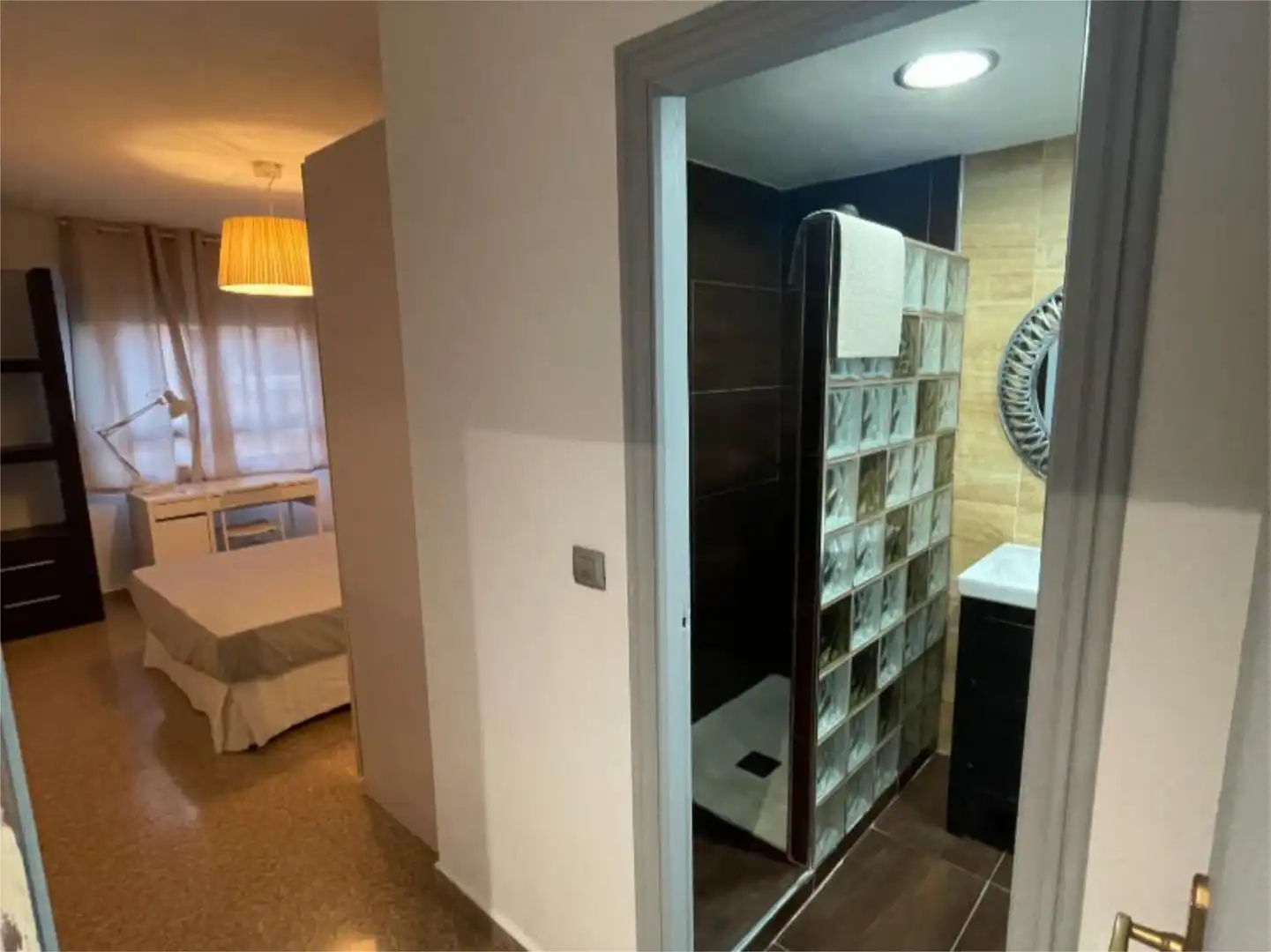 Flat for rent in Avenida de Sevilla, 2, Centro Bathroom of Flat for rent in San Vicente del Raspeig / Sant Vicent del Raspeig with Air Conditioner, Furnished and Balcony