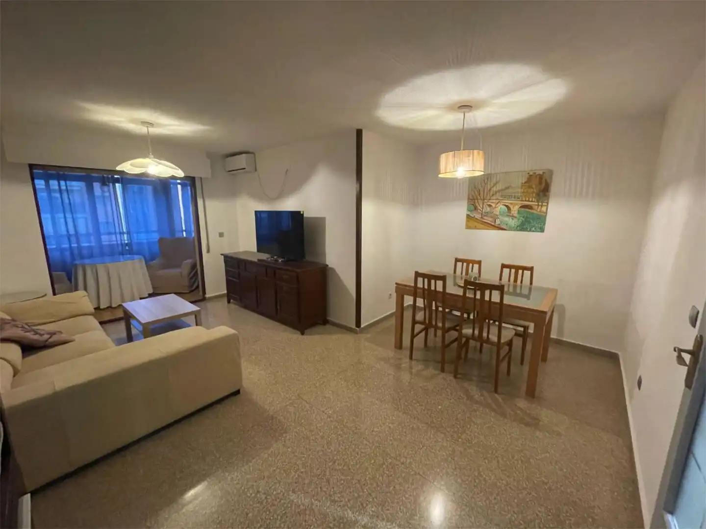 Flat for rent in Avenida de Sevilla, 2, Centro Living room of Flat for rent in San Vicente del Raspeig / Sant Vicent del Raspeig with Air Conditioner, Furnished and Balcony