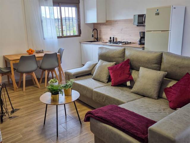 Casa adosada en Alquiler en Calle Moguer, 10A en La Zarza - Perrunal