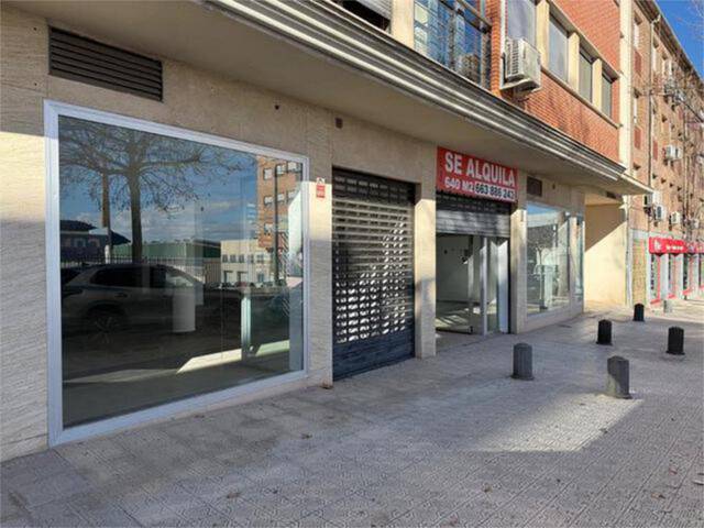 Local comercial en Alquiler en Caravaca de la Cruz