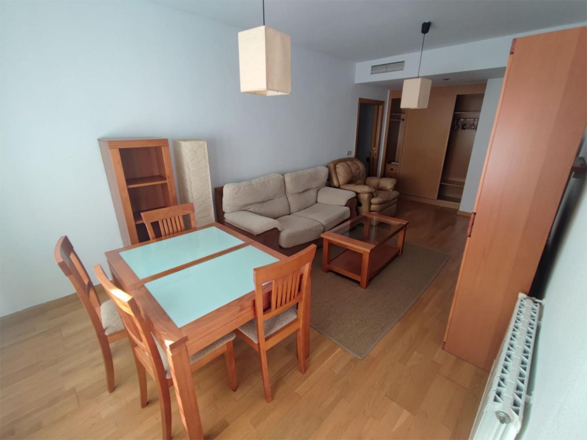 Flat to rent in Calle Agustina de Aragón, 1, Aguas Vivas - La Zambomba Living room of Flat to rent in Cáceres Capital with Air Conditioner, Heating and Parquet flooring