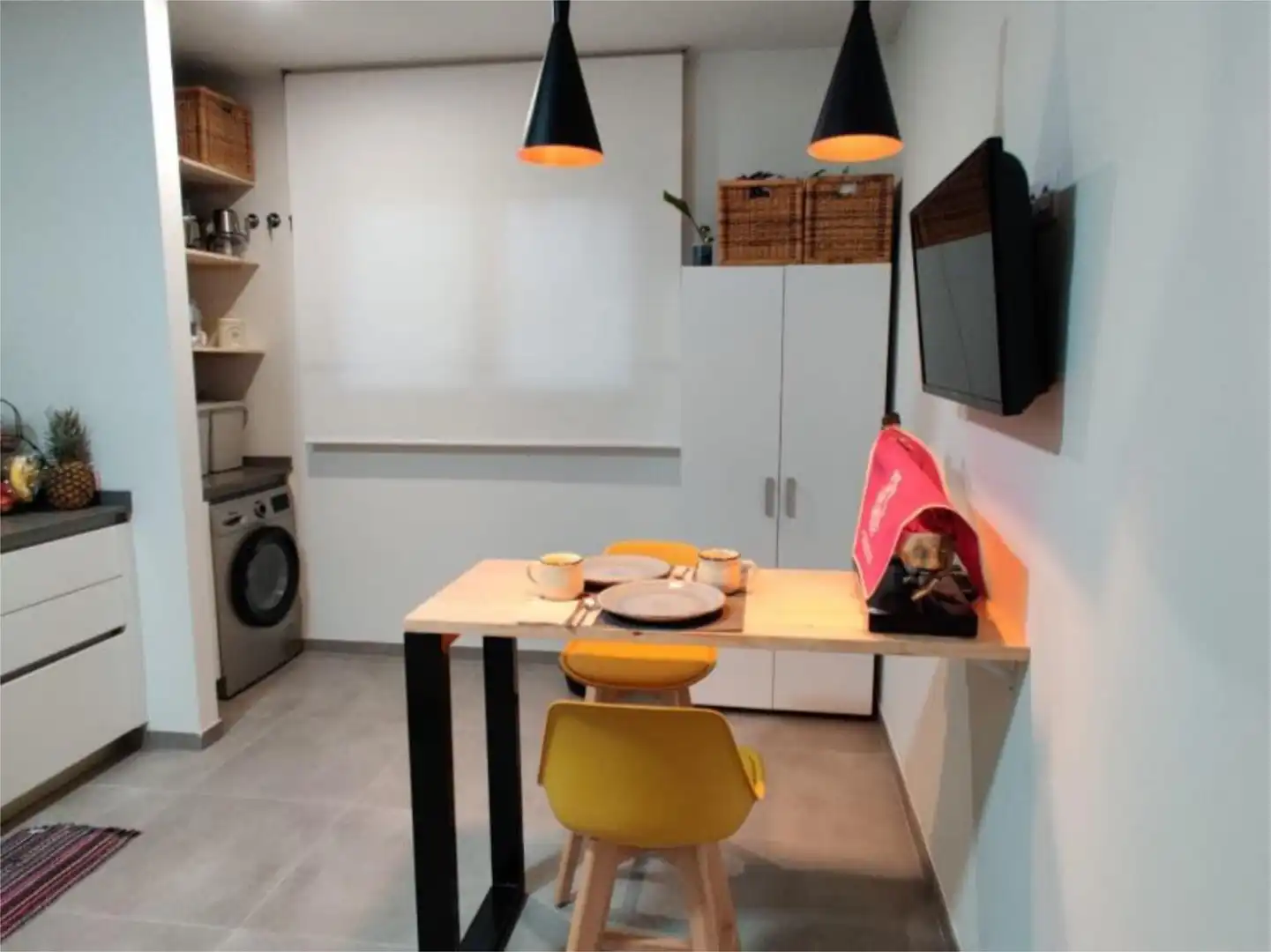 Houses for sale in Calle Zeus, 82, Los Molinos - Villa Blanca Kitchen of Houses for sale in Almería Capital with Air Conditioner, Terrace and Swimming Pool