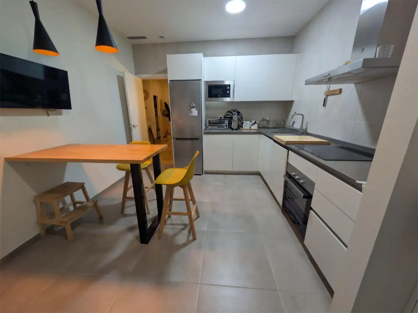 Houses for sale in Calle Zeus, 82, Los Molinos - Villa Blanca Kitchen of Houses for sale in Almería Capital with Air Conditioner, Terrace and Swimming Pool