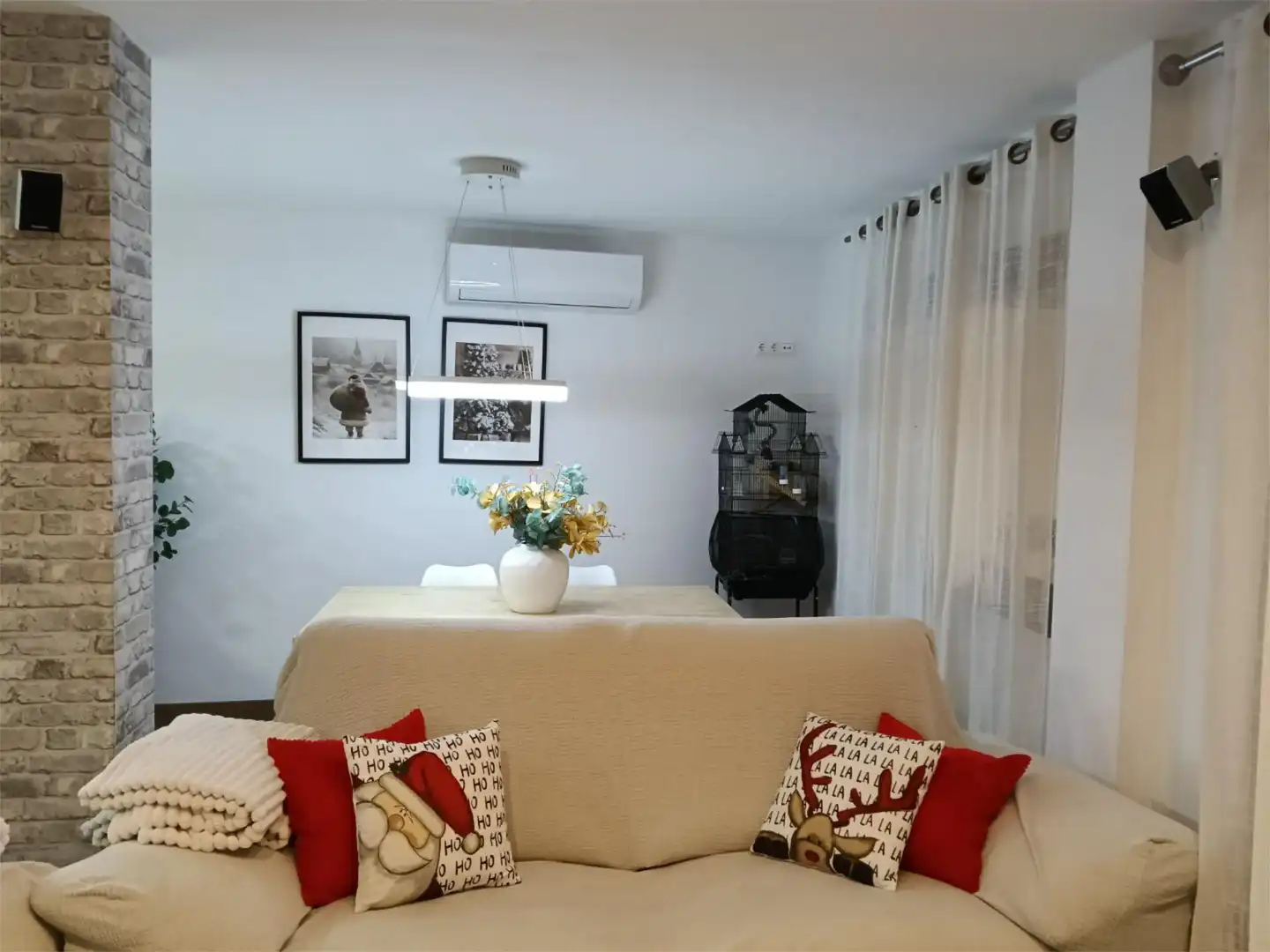Houses for sale in Carrer de Son Amonda, 9, Son Amonda - Reis Catòlics Living room of Houses for sale in Inca with Air Conditioner, Terrace and Swimming Pool