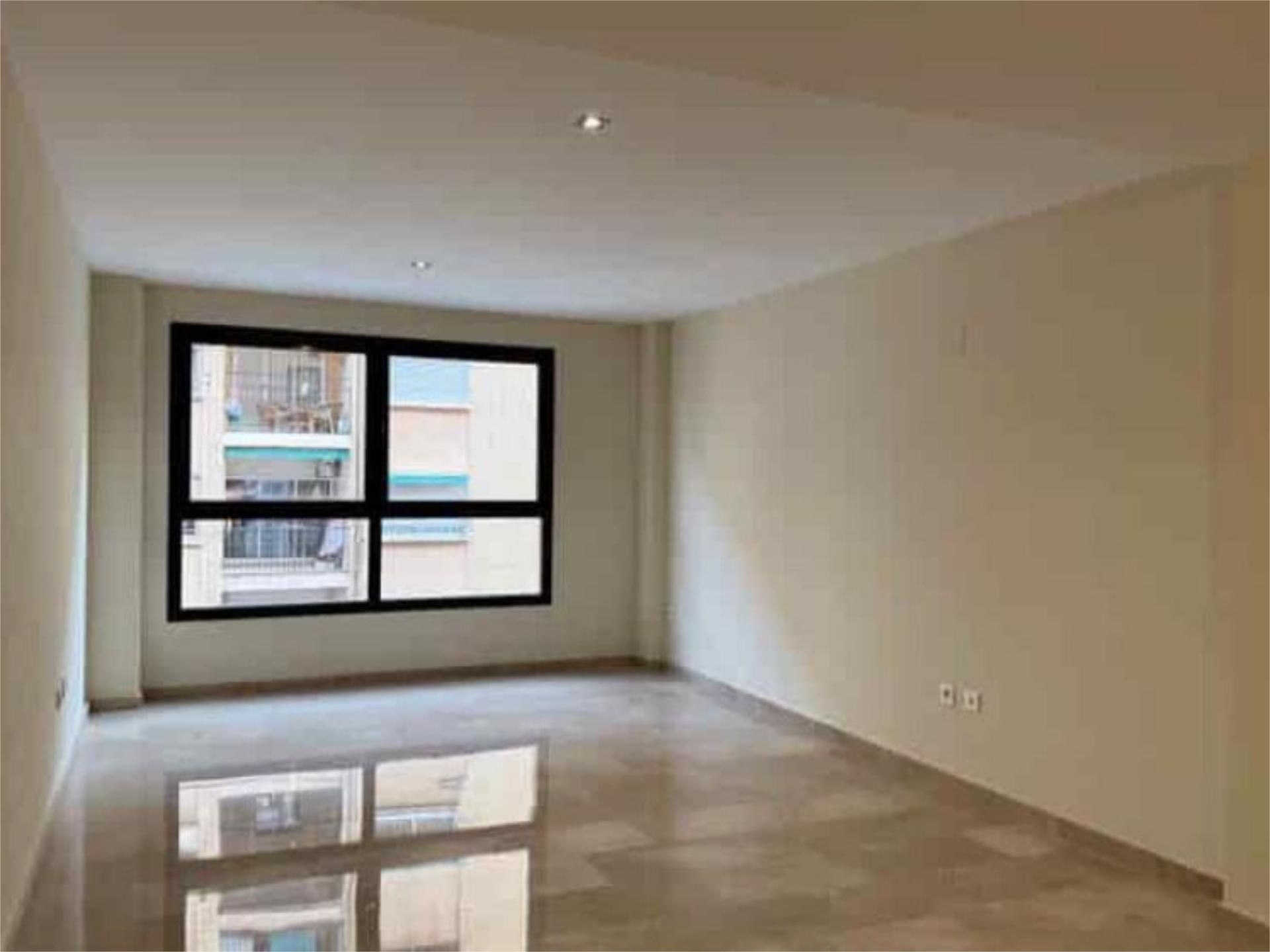 Exterior view of Flat to rent in  Valencia Capital  with Air Conditioner, Heating and Storage room