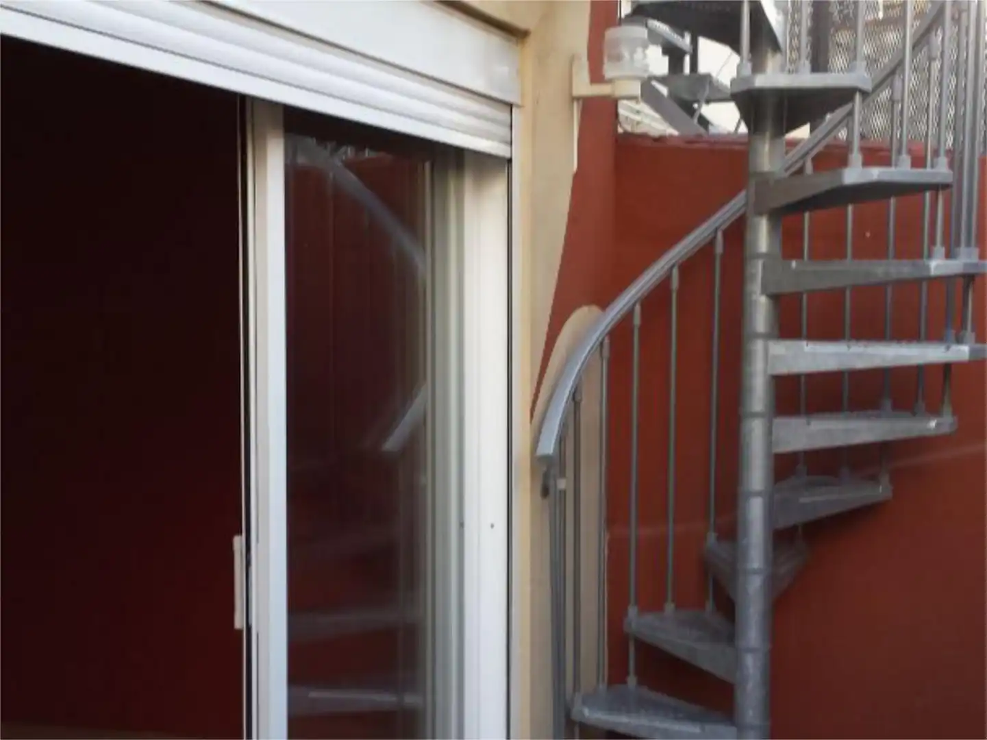 Flat for sale in Carrer de Déu I Mata, 142, Barri de les Corts Balcony of Flat for sale in Barcelona Capital with Air Conditioner and Terrace
