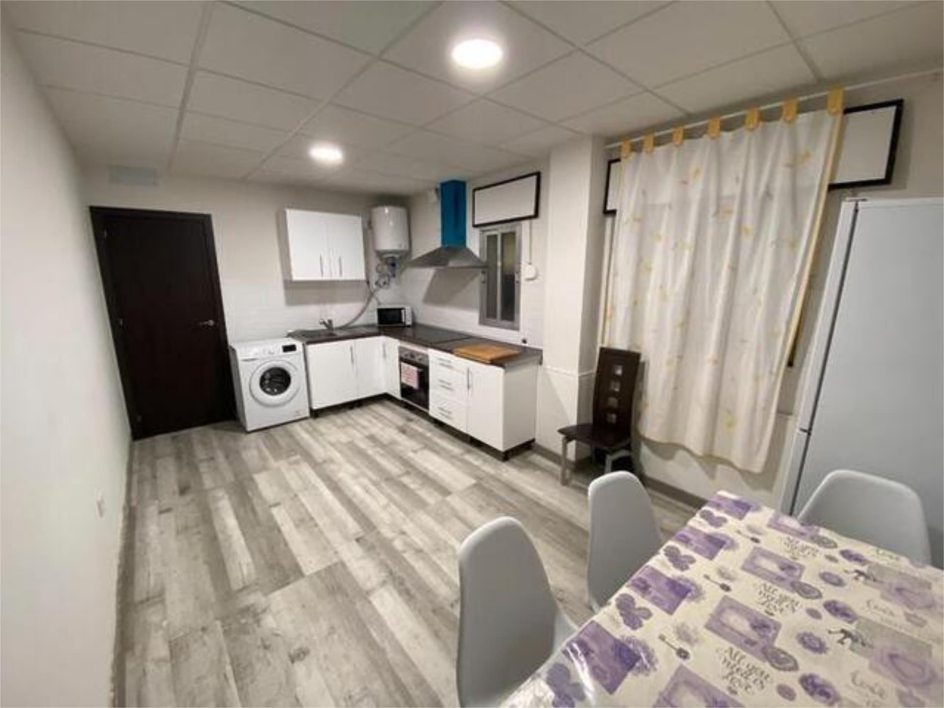 Cuina de Pis de lloguer en Ciudad Real Capital amb Moblat