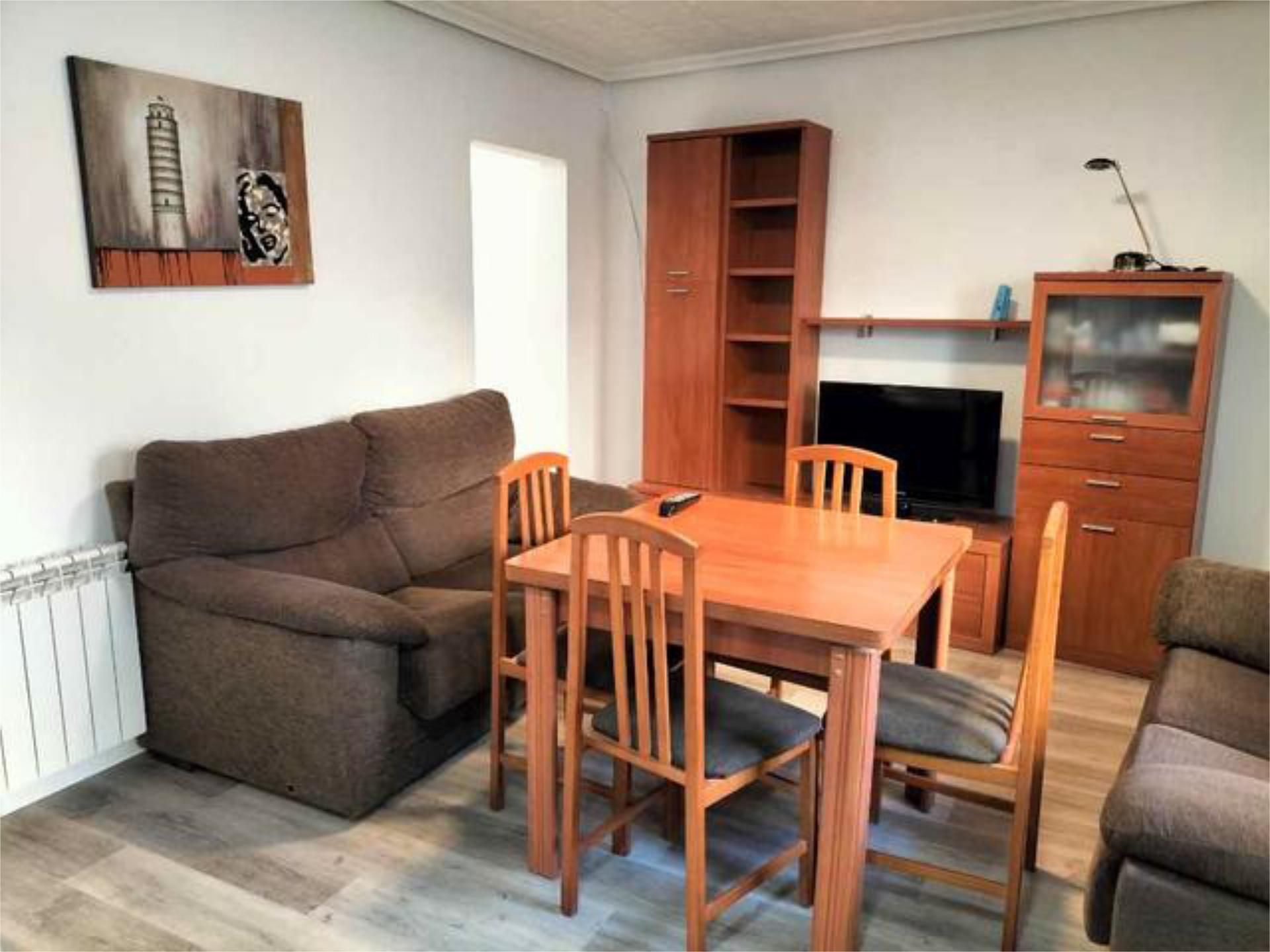 Flat to rent in Arrabal - Carrel - San Julián Living room of Flat to rent in Teruel Capital with Heating, Terrace and Furnished