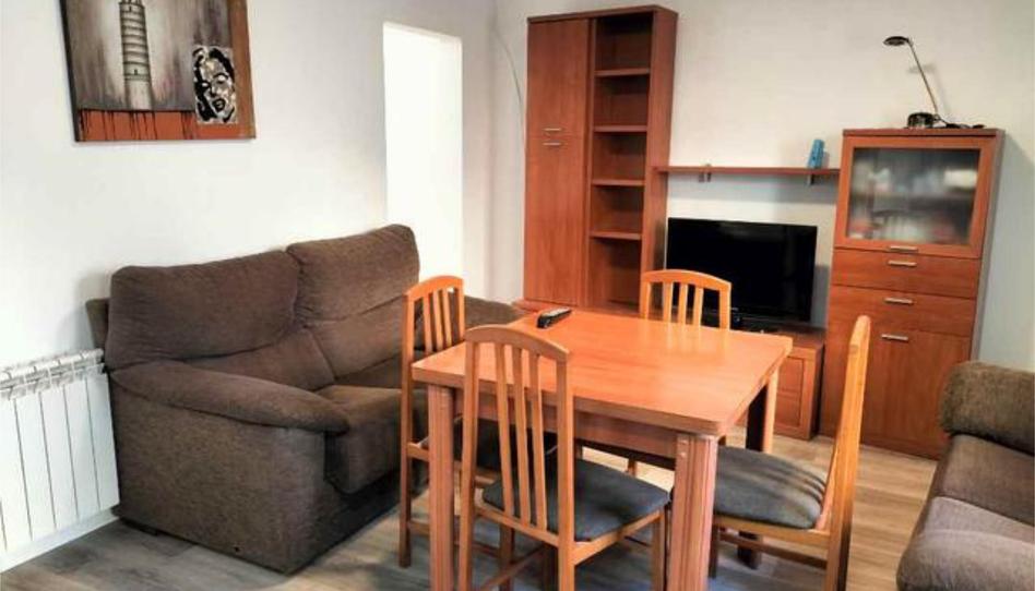 Flat to rent in Arrabal - Carrel - San Julián, Teruel Capital - image 1 Photo 1 of Flat to rent in Arrabal - Carrel - San Julián, Teruel Capital