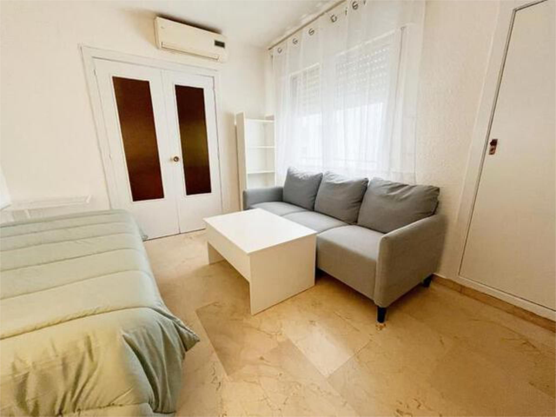 Sala d'estar de Pis de lloguer en  Córdoba Capital