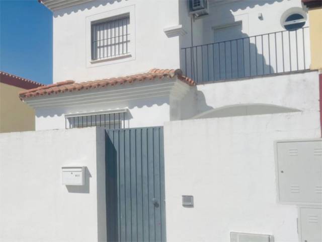 Piso en Venta en Calle Poda, 12 en Monteolivete - Camino Sevilla