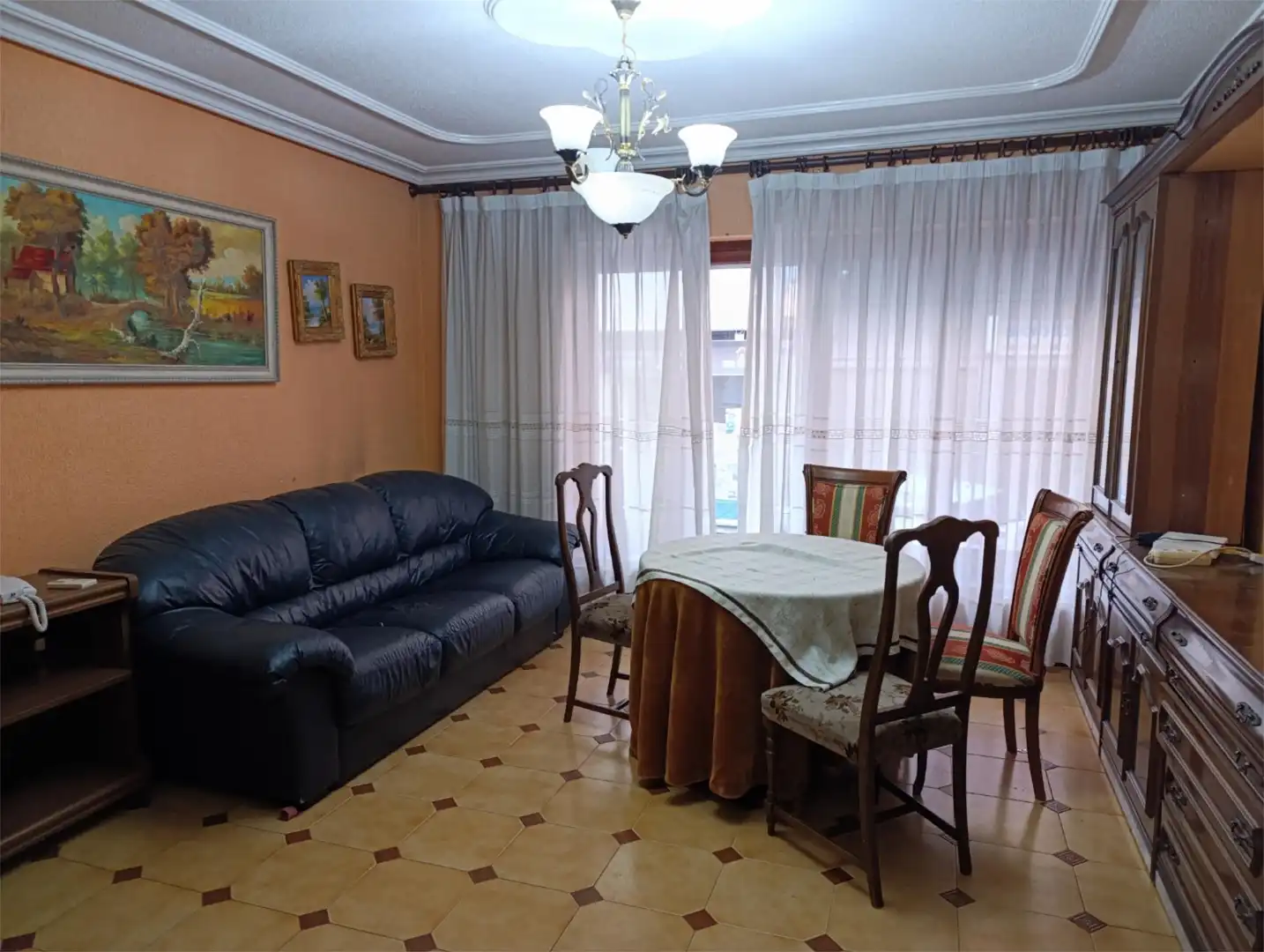 Detached homes for sale in Avenida Madrid, 12, La Coca - La Nia - Vistahermosa Living room of Detached homes for sale in Aspe with Air Conditioner, Heating and Storage room