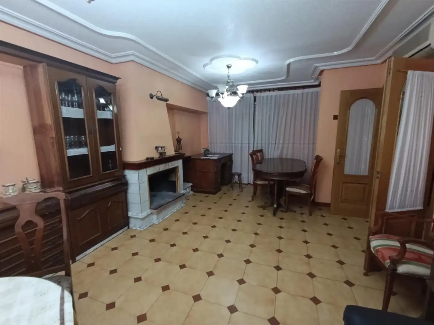 Detached homes for sale in Avenida Madrid, 12, La Coca - La Nia - Vistahermosa Dining room of Detached homes for sale in Aspe with Air Conditioner, Heating and Storage room