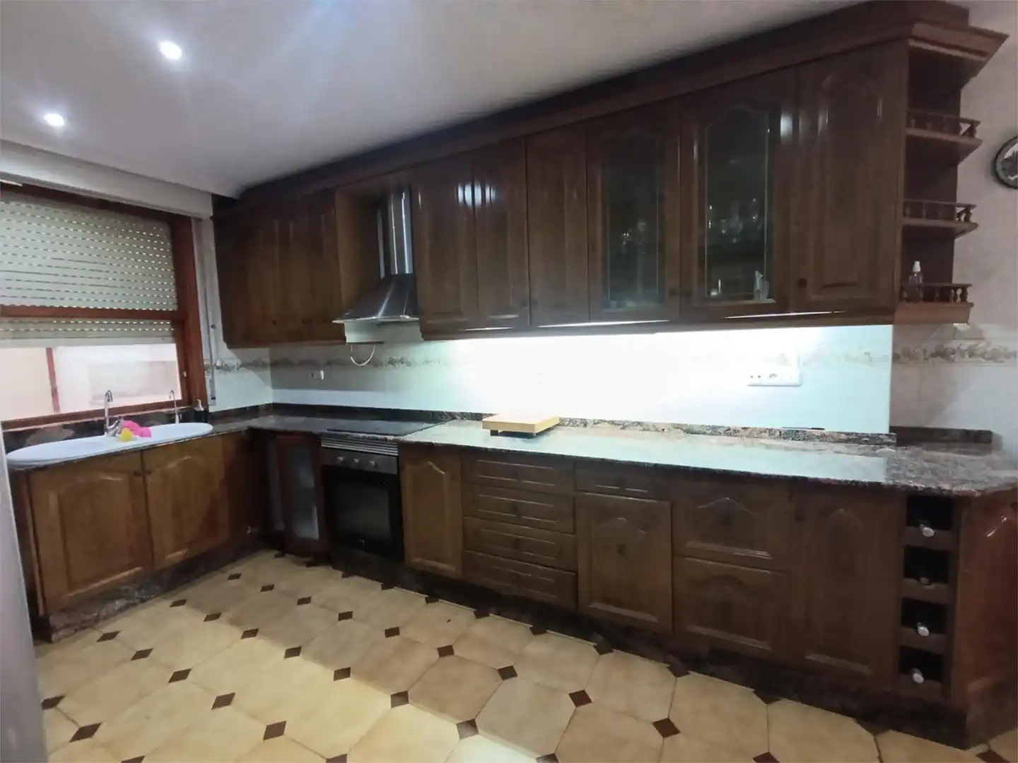 Detached homes for sale in Avenida Madrid, 12, La Coca - La Nia - Vistahermosa Kitchen of Detached homes for sale in Aspe with Air Conditioner, Heating and Storage room