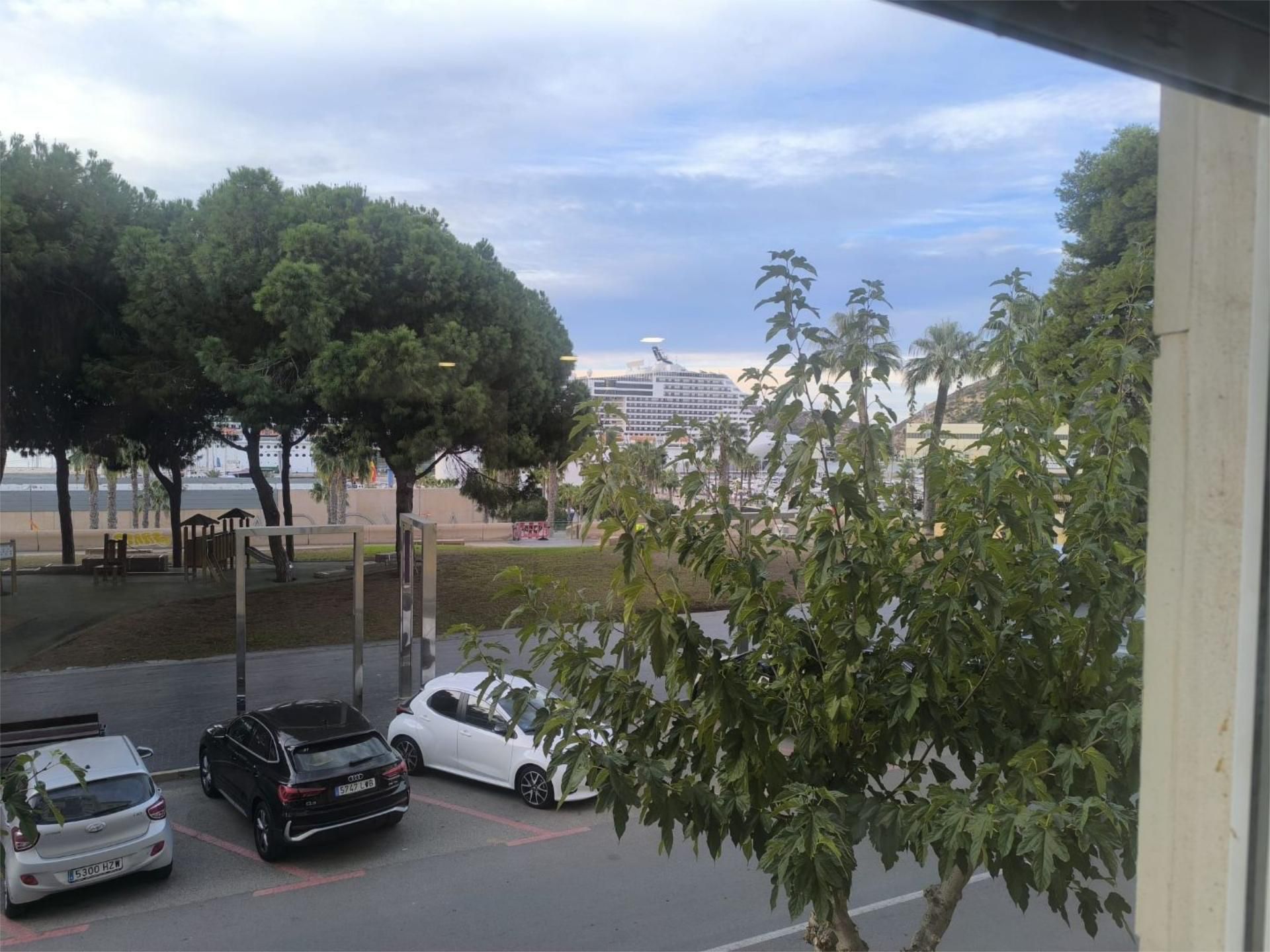 Vista exterior de Pis de lloguer en Cartagena amb Aire condicionat i Calefacció