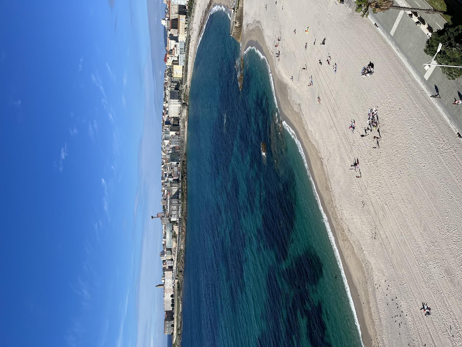 Vista exterior de Pis de lloguer en A Coruña Capital  amb Calefacció, Parquet i Moblat