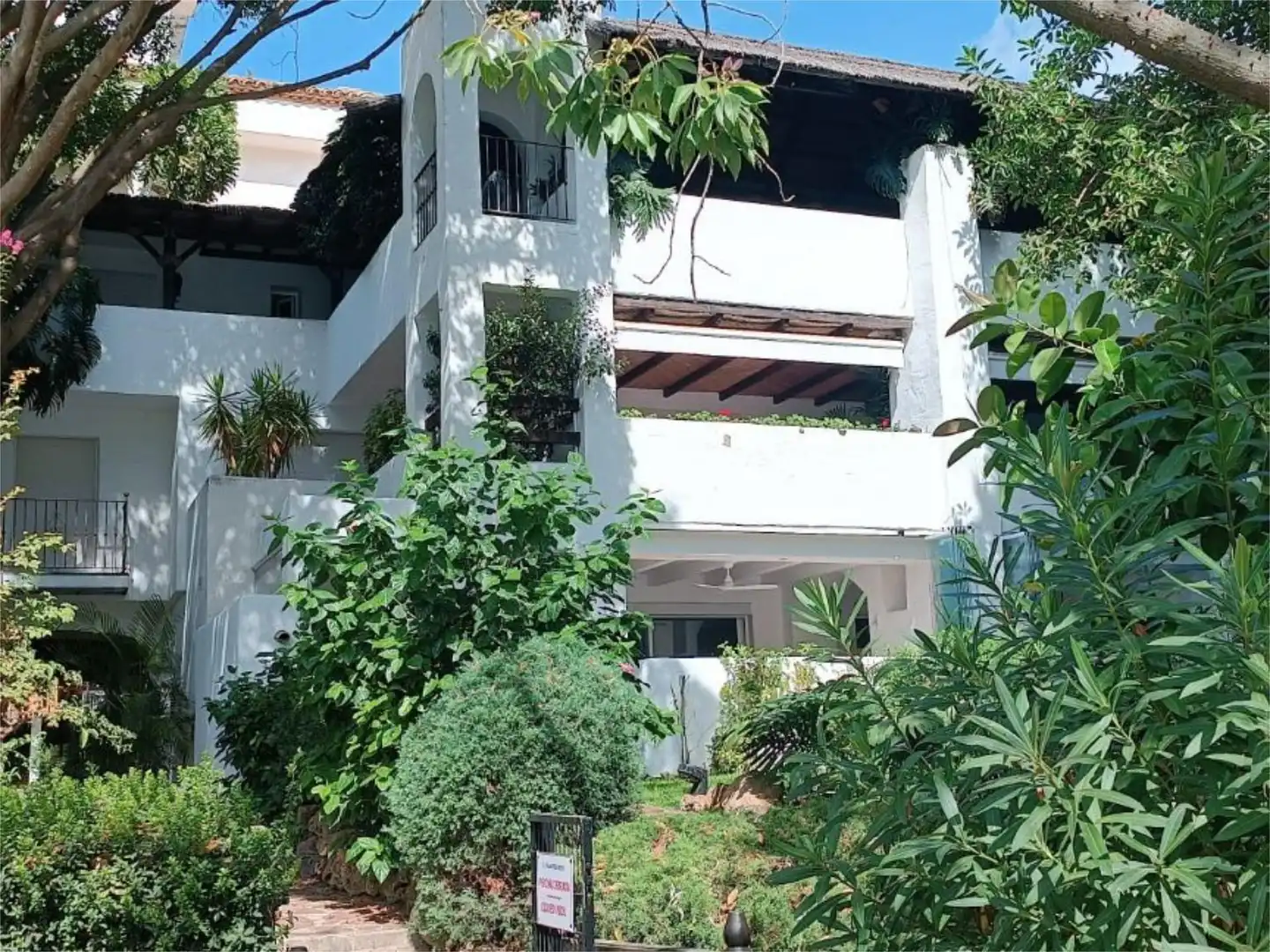 Exterior view of Attic for sale in Estepona  with Air Conditioner, Terrace and Swimming Pool