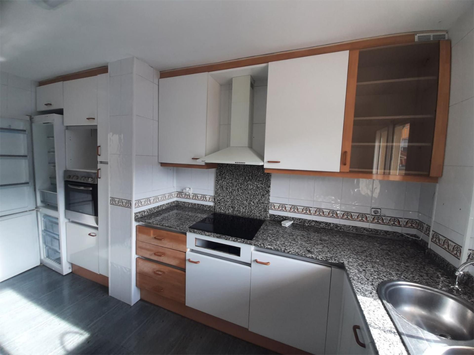 Kitchen of Duplex to rent in Terrassa  with Air Conditioner, Heating and Terrace