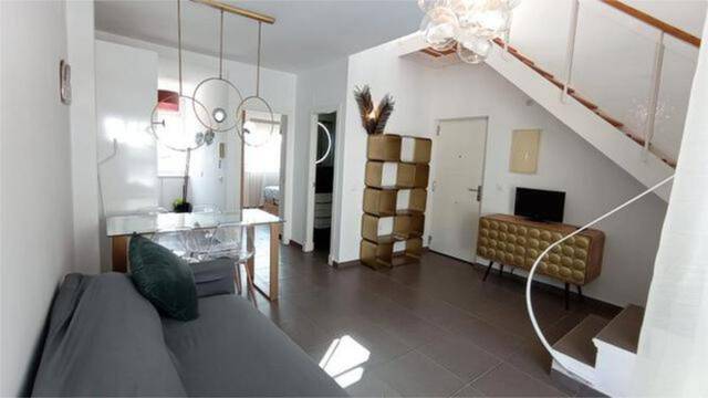 Piso en Venta en V Centenario - Piletas - Capuchinos