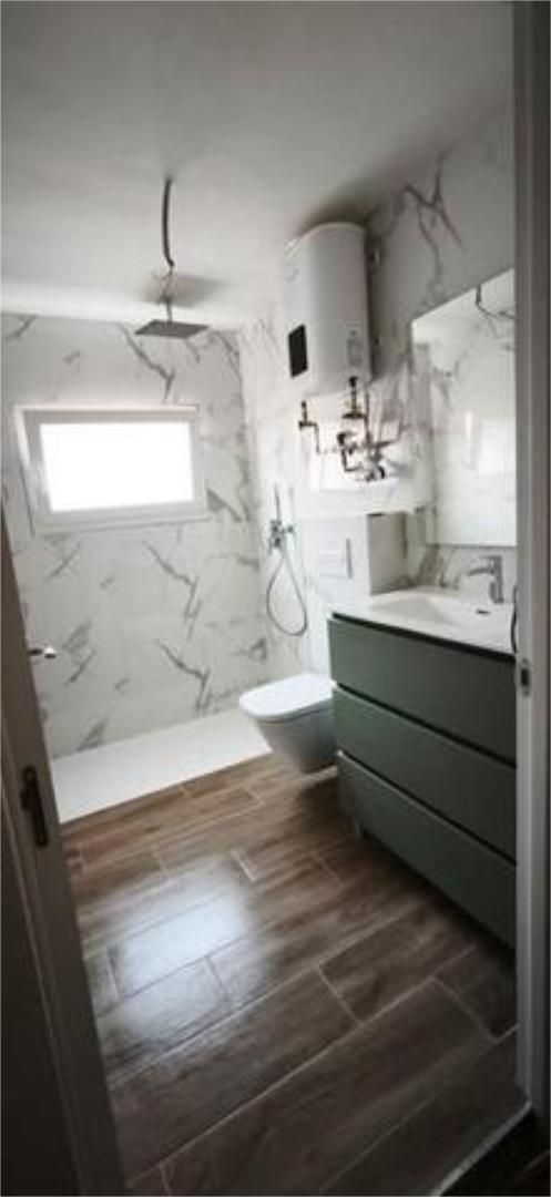 Baño de Piso en venta en Mieres (Asturias) con Calefacción, Jardín privado y Trastero