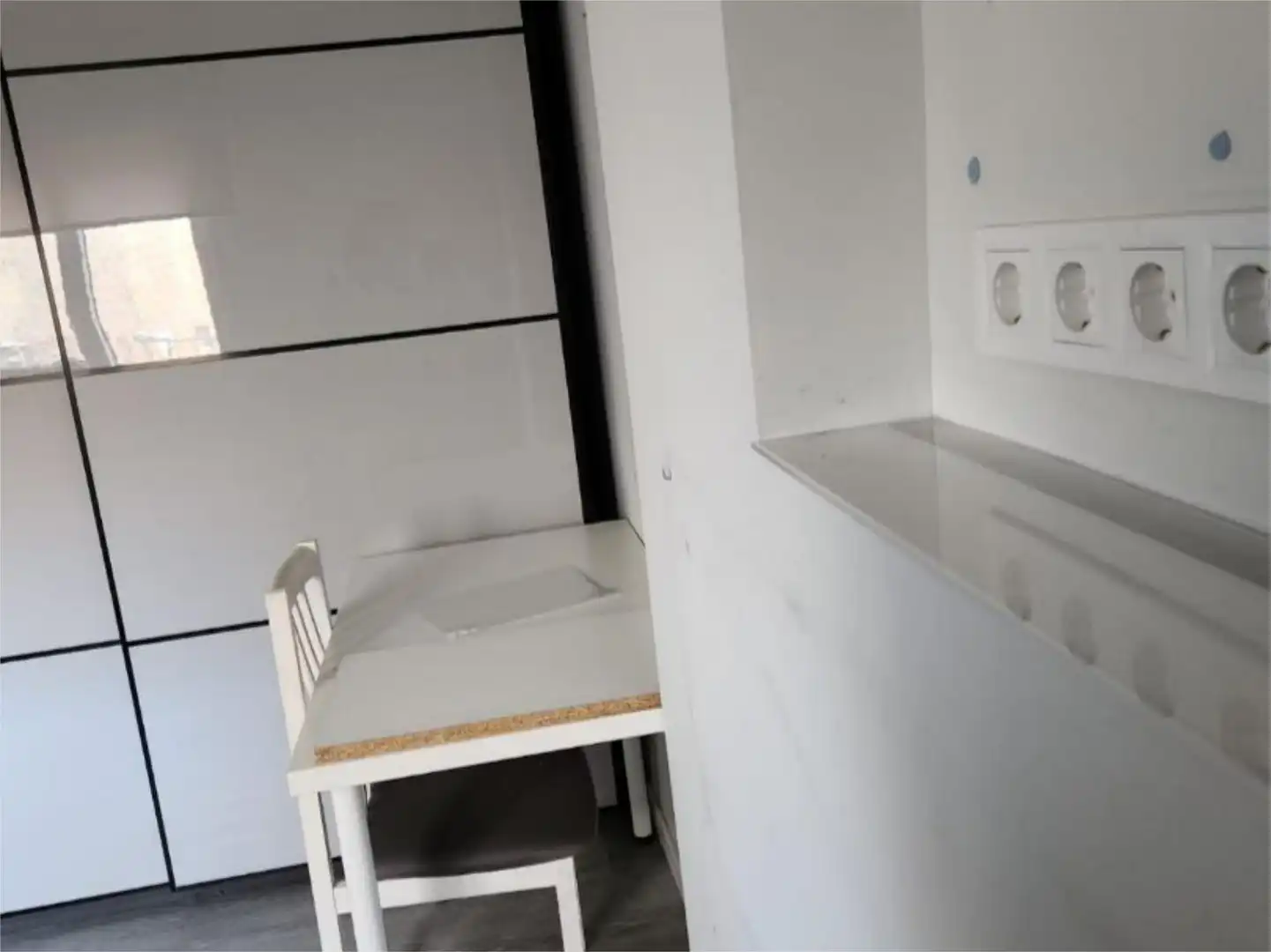 Flat for sale in Calle Goya, 2, Parque Ayala - Jardín de la Abadía - Huelín Kitchen of Flat for sale in Málaga with Air Conditioner, Heating and Private garden
