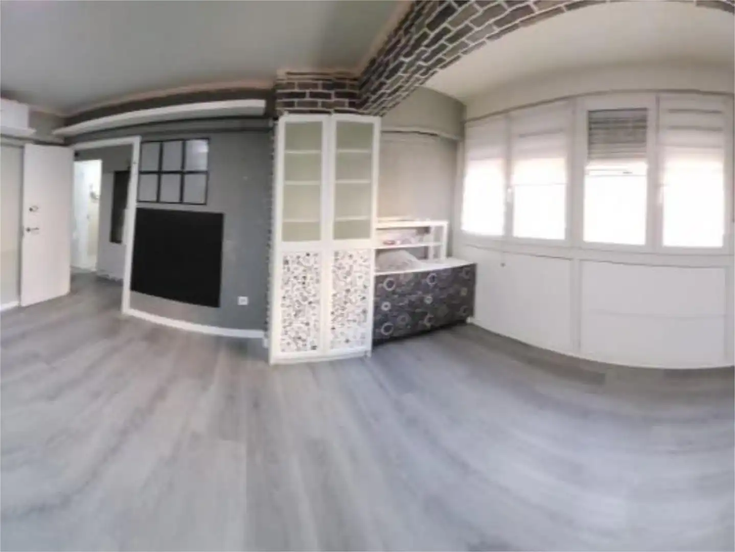Flat for sale in Calle Goya, 2, Parque Ayala - Jardín de la Abadía - Huelín Flat for sale in Málaga with Air Conditioner, Heating and Private garden