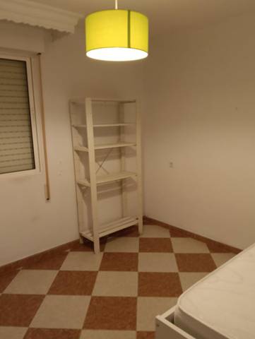 Piso en Alquiler en Calle Tanguillo, 1D en Santiago - Coronación