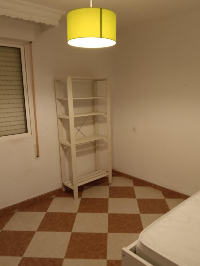 Dormitori de Pis de lloguer en Jerez de la Frontera amb Aire condicionat