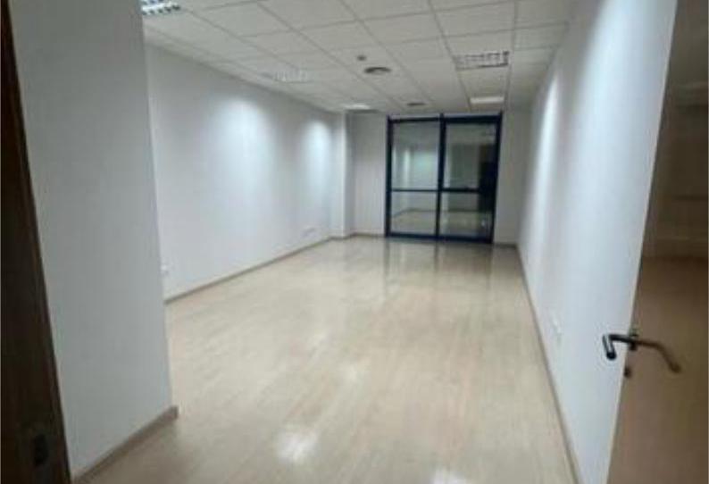 Oficina de lloguer a Pedanías Norte, Utrera - imatge 1 Foto 1 de Oficina de lloguer a Pedanías Norte, Utrera