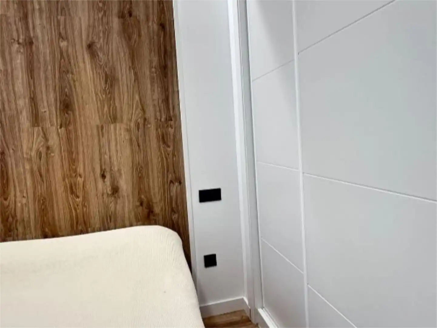 Piso en venta en Calle de Murcia, 30, Palos de Moguer Baño de Piso en venta en Madrid con Calefacción y Amueblado