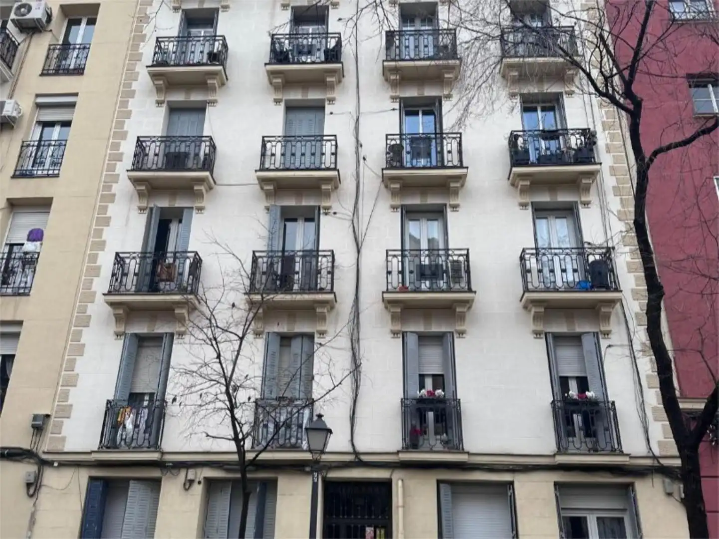 Piso en venta en Calle de Murcia, 30, Palos de Moguer Vista exterior de Piso en venta en Madrid con Calefacción y Amueblado