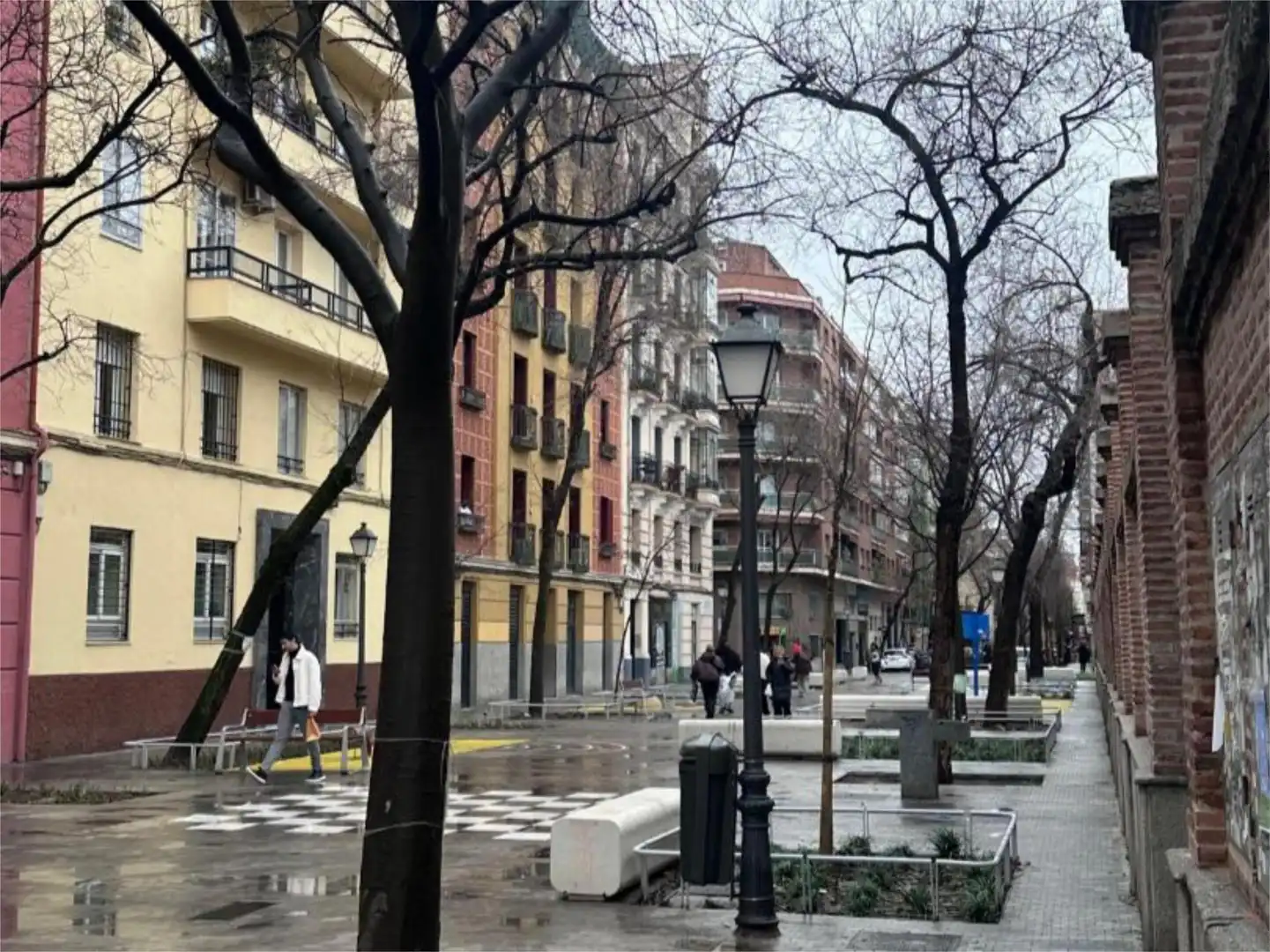 Piso en venta en Calle de Murcia, 30, Palos de Moguer Vista exterior de Piso en venta en Madrid con Calefacción y Amueblado