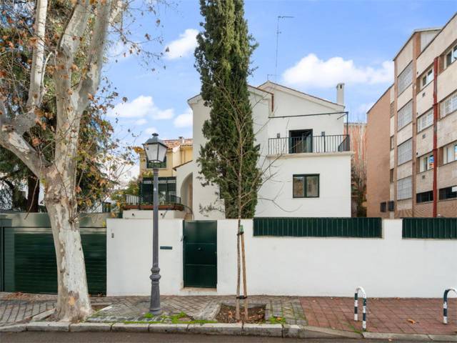 Dúplex en Alquiler en Calle del Darro, 6 en El Viso