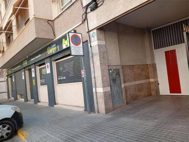 Garaje en Alquiler en Sector V