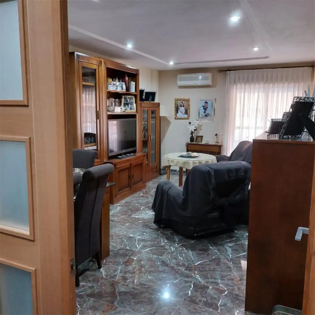 Habitación en Calle Fuente de la Salud, 5, Valdeastillas - Fuentezuelas Habitación en Calle Fuente de la Salud, 5, Valdeastillas - Fuentezuelas
