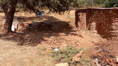 Foto 3 de Terreno en venta en Calle de la Constitución, 24, Aroche, Huelva