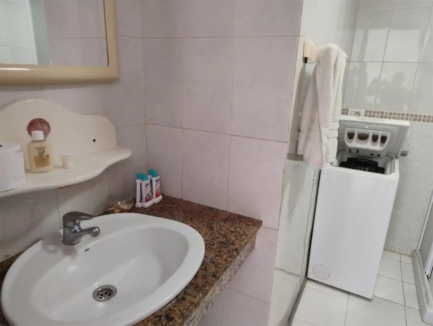 Baño de Apartamento en venta en La Oliva con Terraza