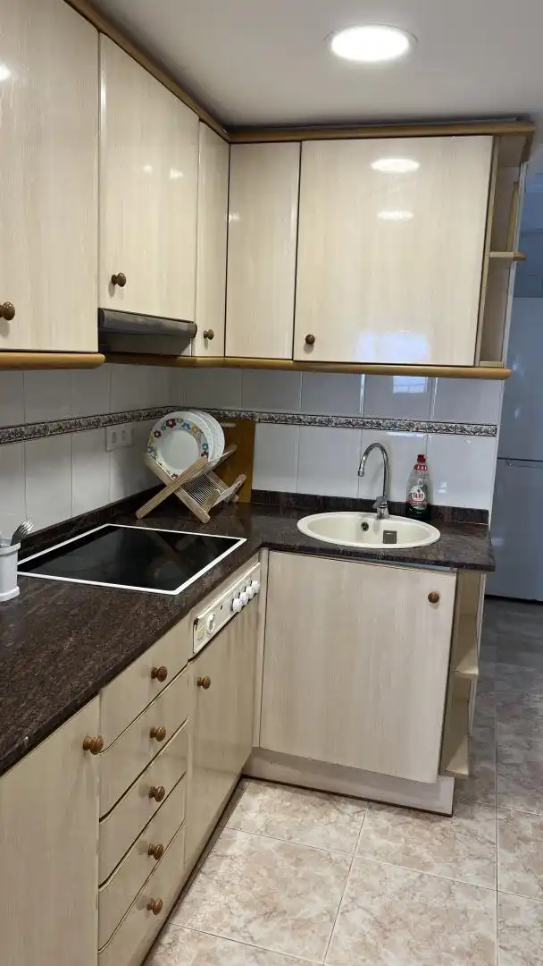 Flat for rent in Avenida Castelló, 12, Sant Antoni Kitchen of Flat for rent in Cullera with Swimming Pool, Furnished and Community parking