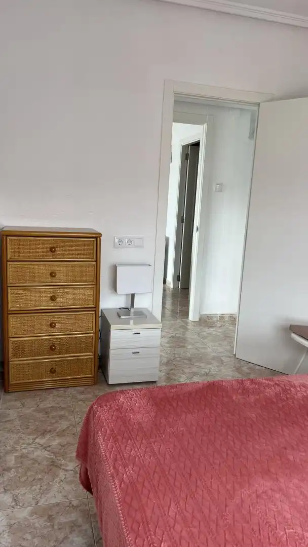 Flat for rent in Avenida Castelló, 12, Sant Antoni Bedroom of Flat for rent in Cullera with Swimming Pool, Furnished and Community parking